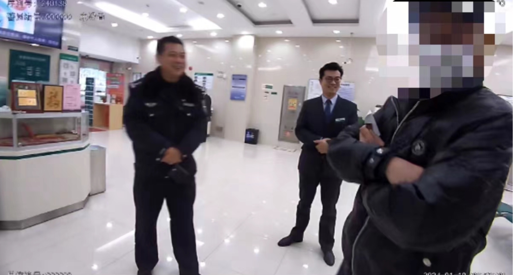 冒充理财大师网络荐股设骗局，上海王先生险被骗20万