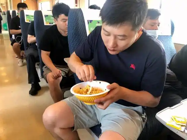 杭州股票配资平台_虚假炒股平台推荐诈骗_炒股大师荐股骗局