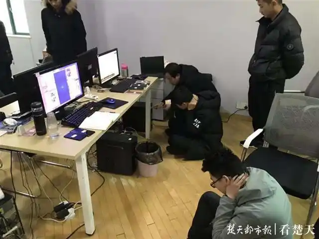 荐股诈骗 十倍杠杆 虚拟交易_股票杠杆平台