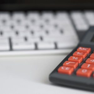 股票配资监管真空_高利贷边缘配资风险_股票配资门户网