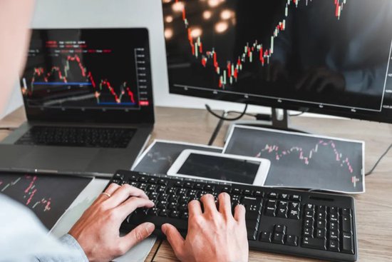 有十年经验股民谈两融：选对赚选错赔，如今两融余额创新高