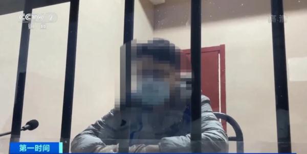 股票配资账户_犯罪嫌疑人租借证券账户操纵市场案_上海警方侦破非法经营场外配资操纵证券市场案件