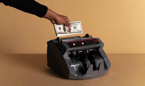 鑫财经配资平台骗局