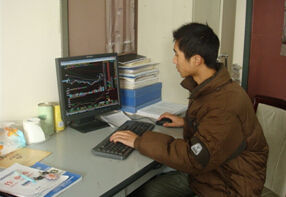 羊年股市给力，90 后大学生热衷 51 财来配资宝炒股行情